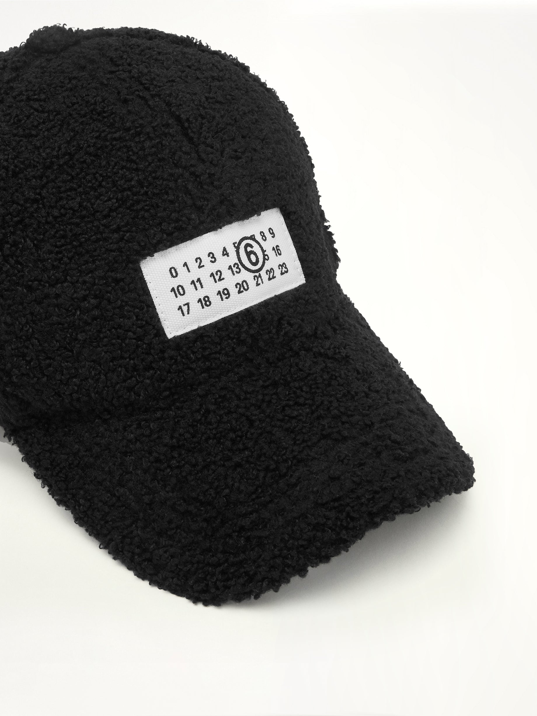 Reversible Teddy Cap in Black