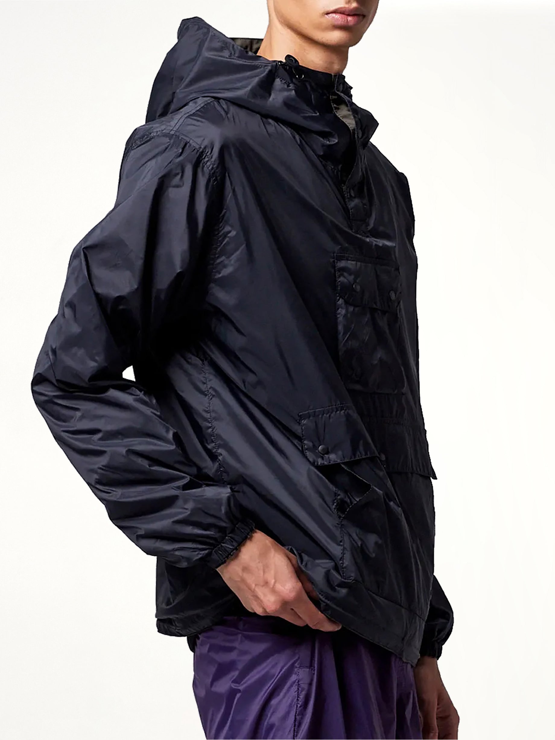 Non Down Mountain Reversible Anorak in Black/Dark Olive