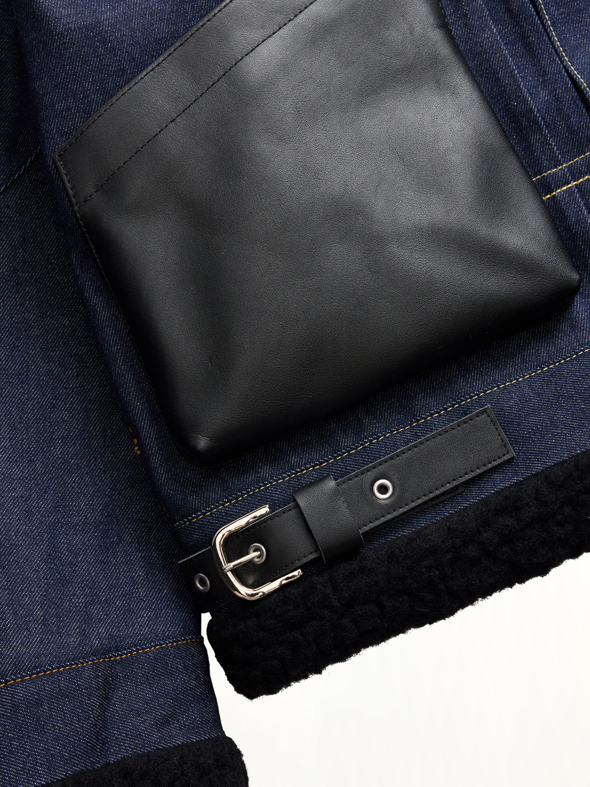 Sacai x Levi's Mens Sherpa Denim Jacket in Indigo