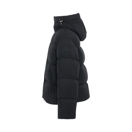 Patch Arrow Down Puffer in Black