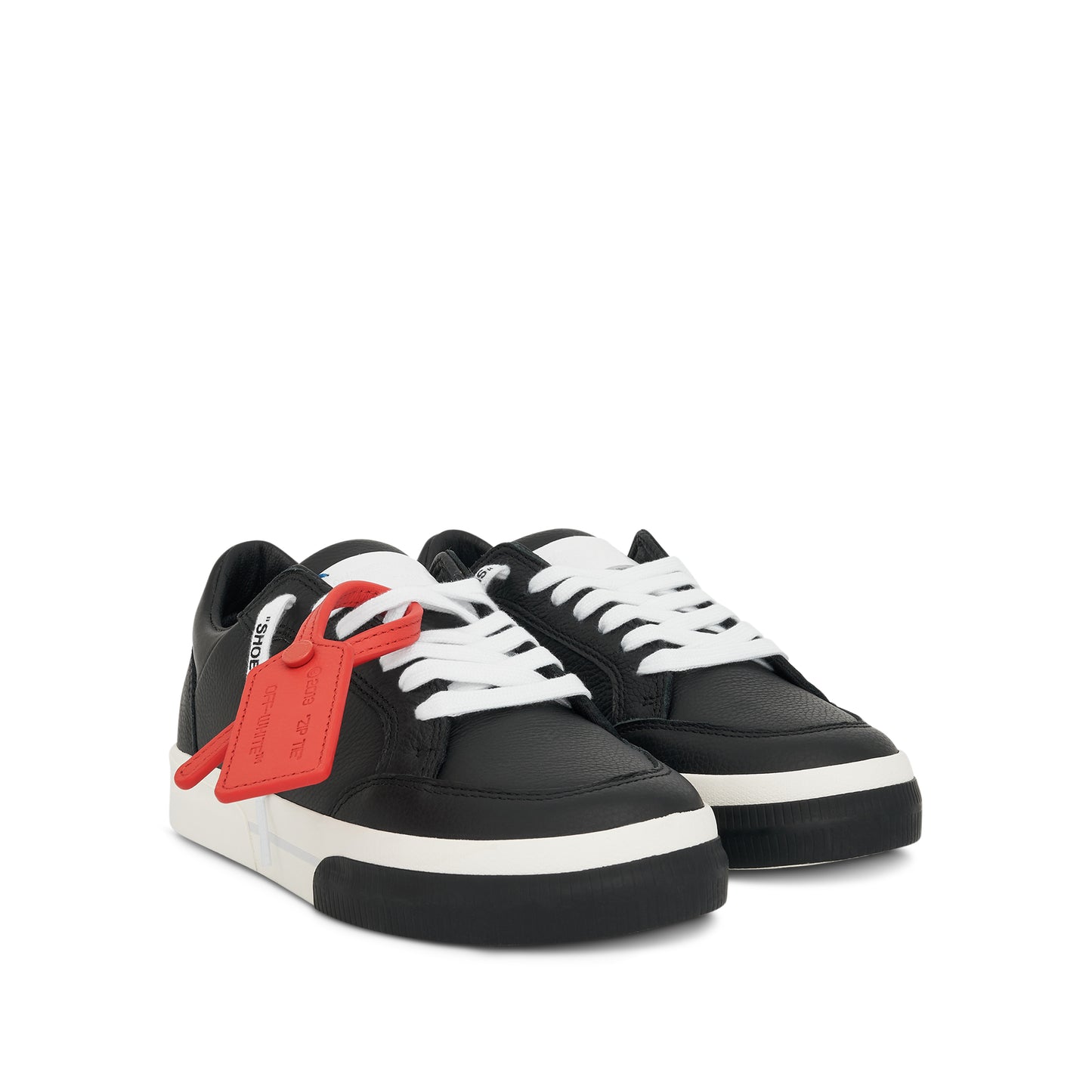 New Low Vulcanized Calf Leather Sneaker in Black/White