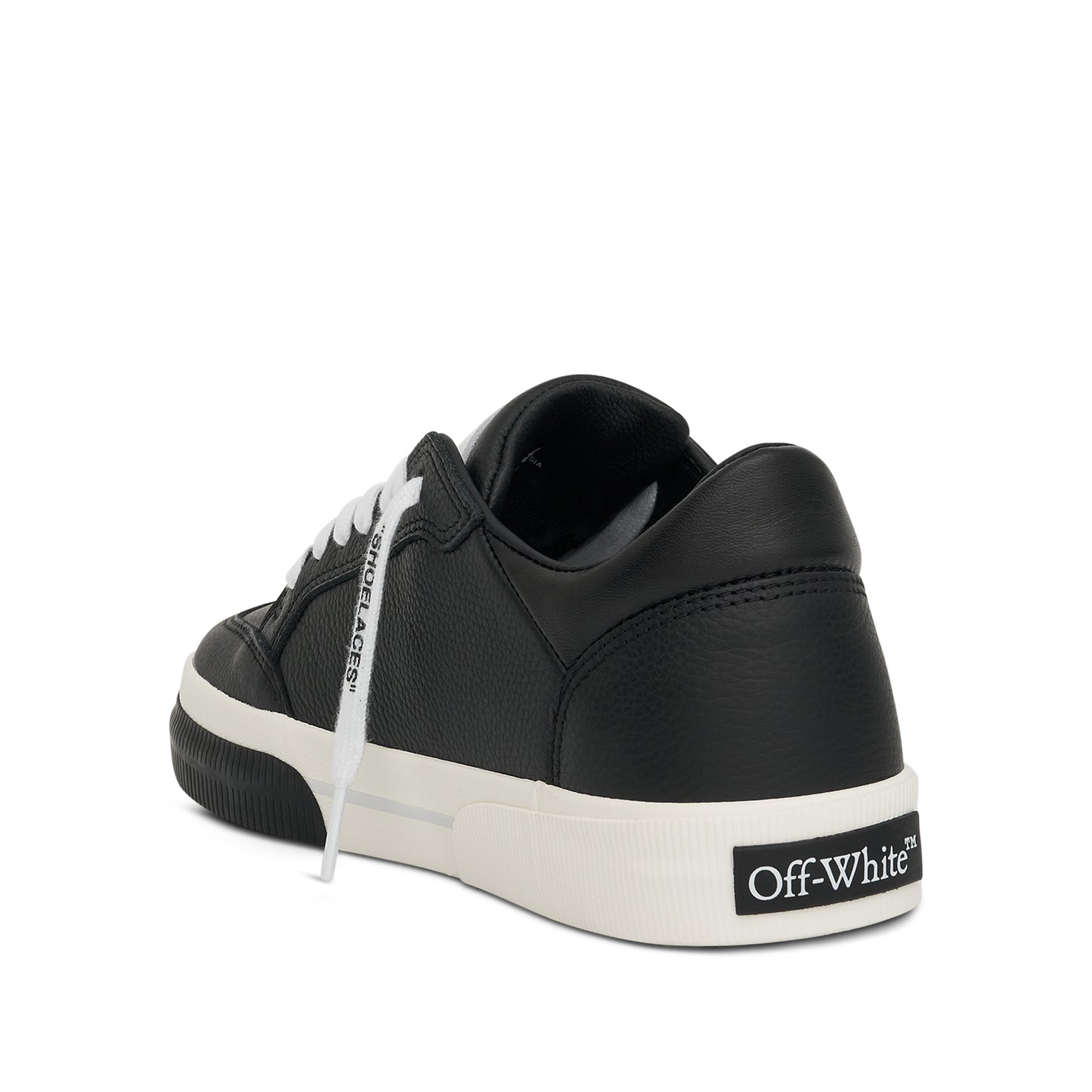 New Low Vulcanized Calf Leather Sneaker in Black/White