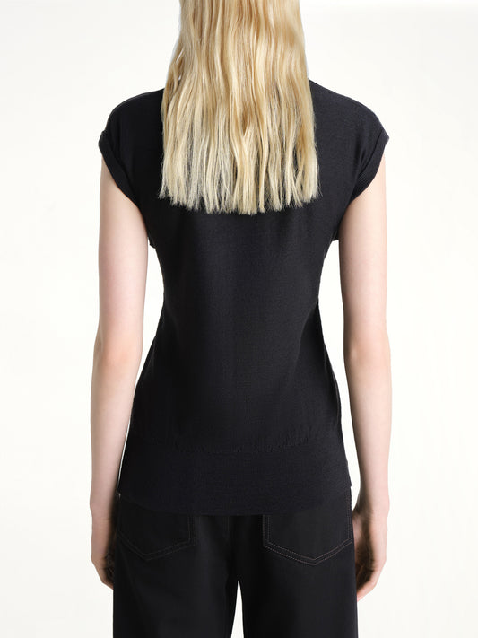 Sleeveless Buttoned Top in Black
