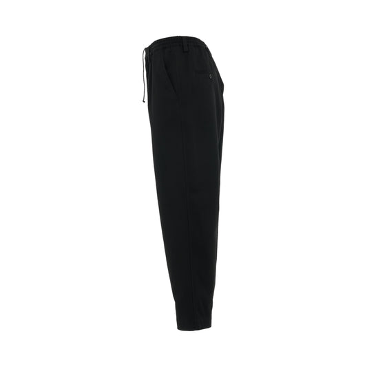 Garbadine Cropped Pants in Black