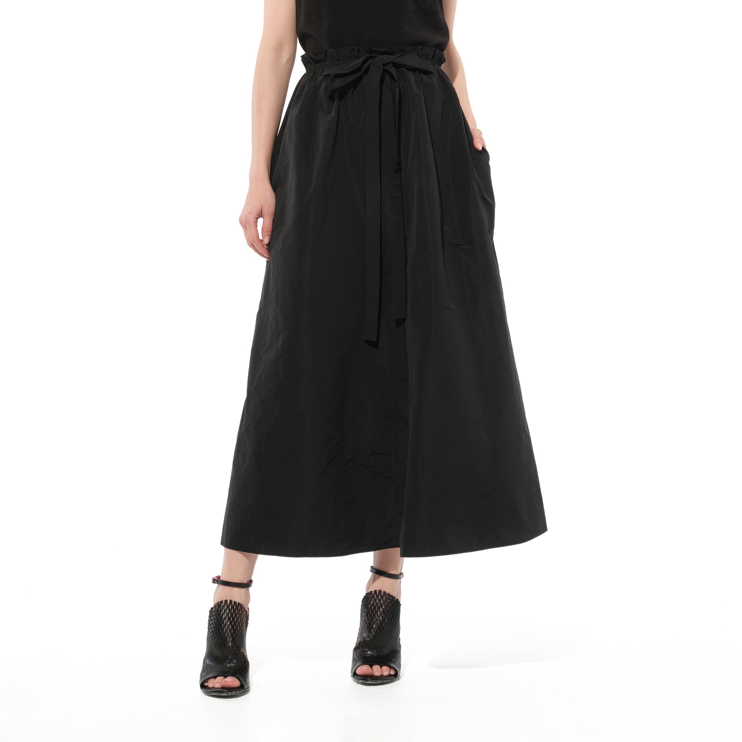 Podium L62 Slited Skirt in Black