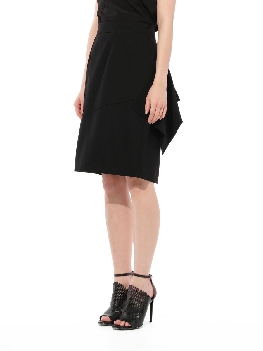 Podium Skirt in Black