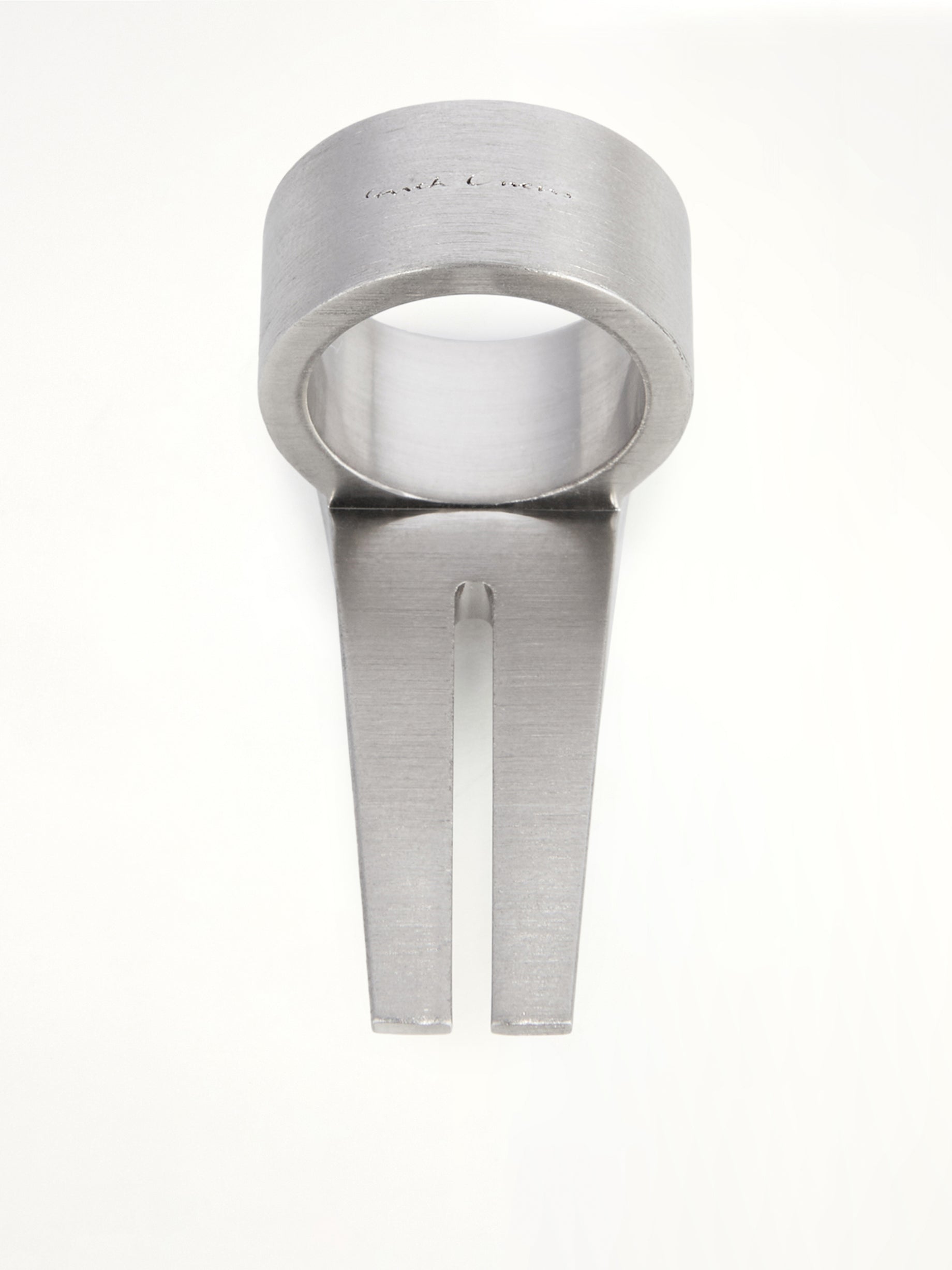 Open Trunk Ring in Silver