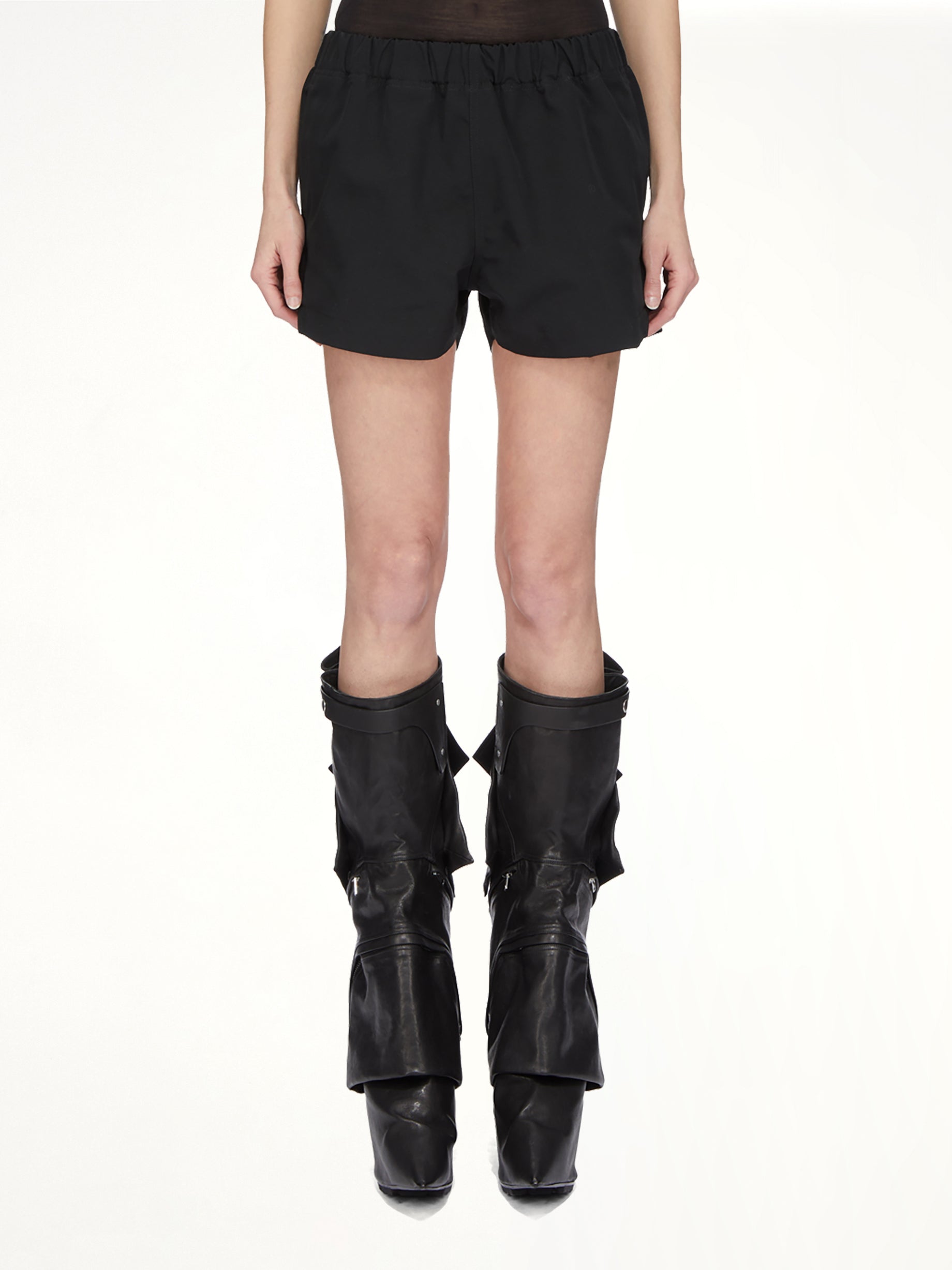 Woven Shorts in Black