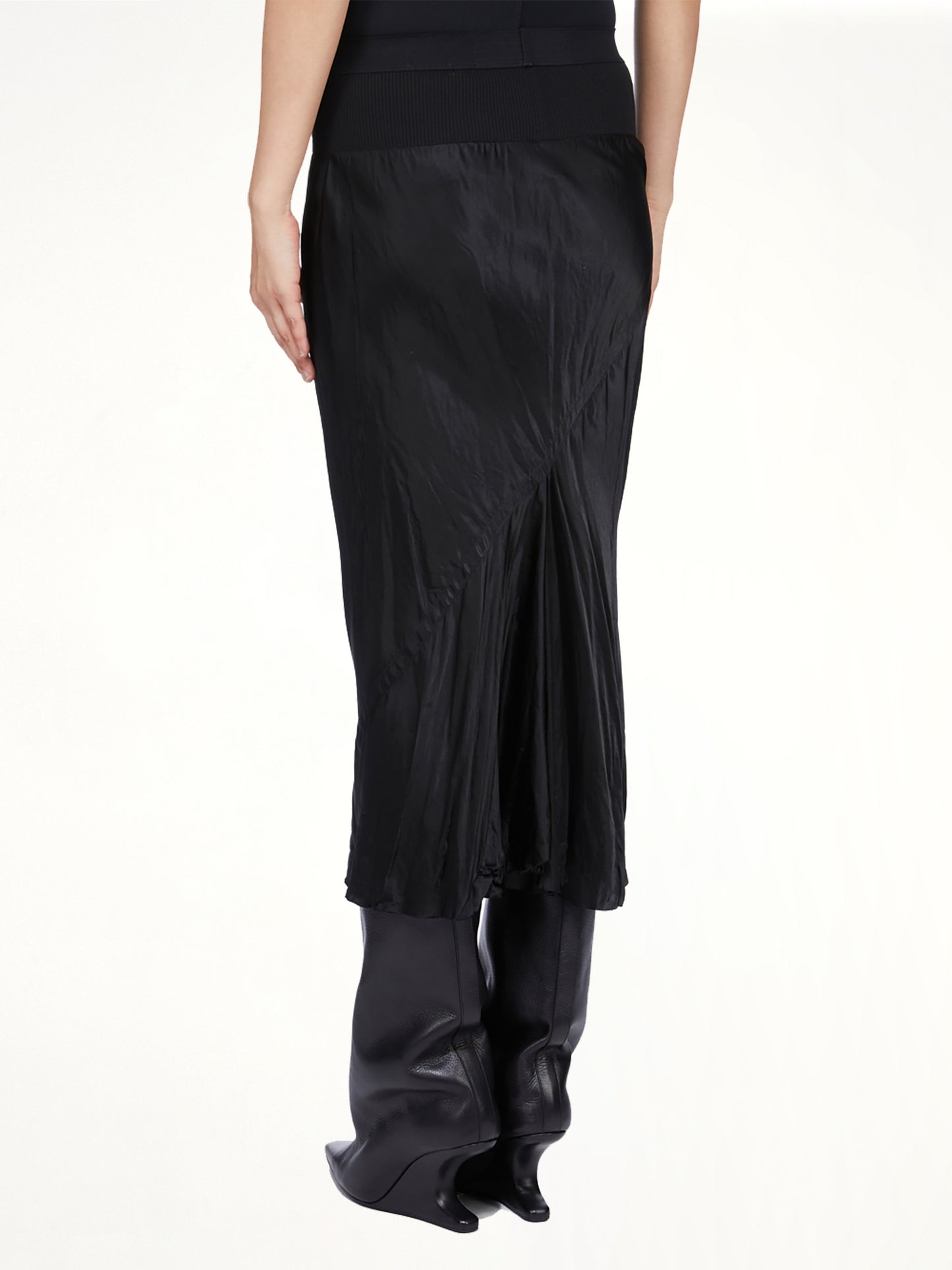 Knee Bias Skirt in Black