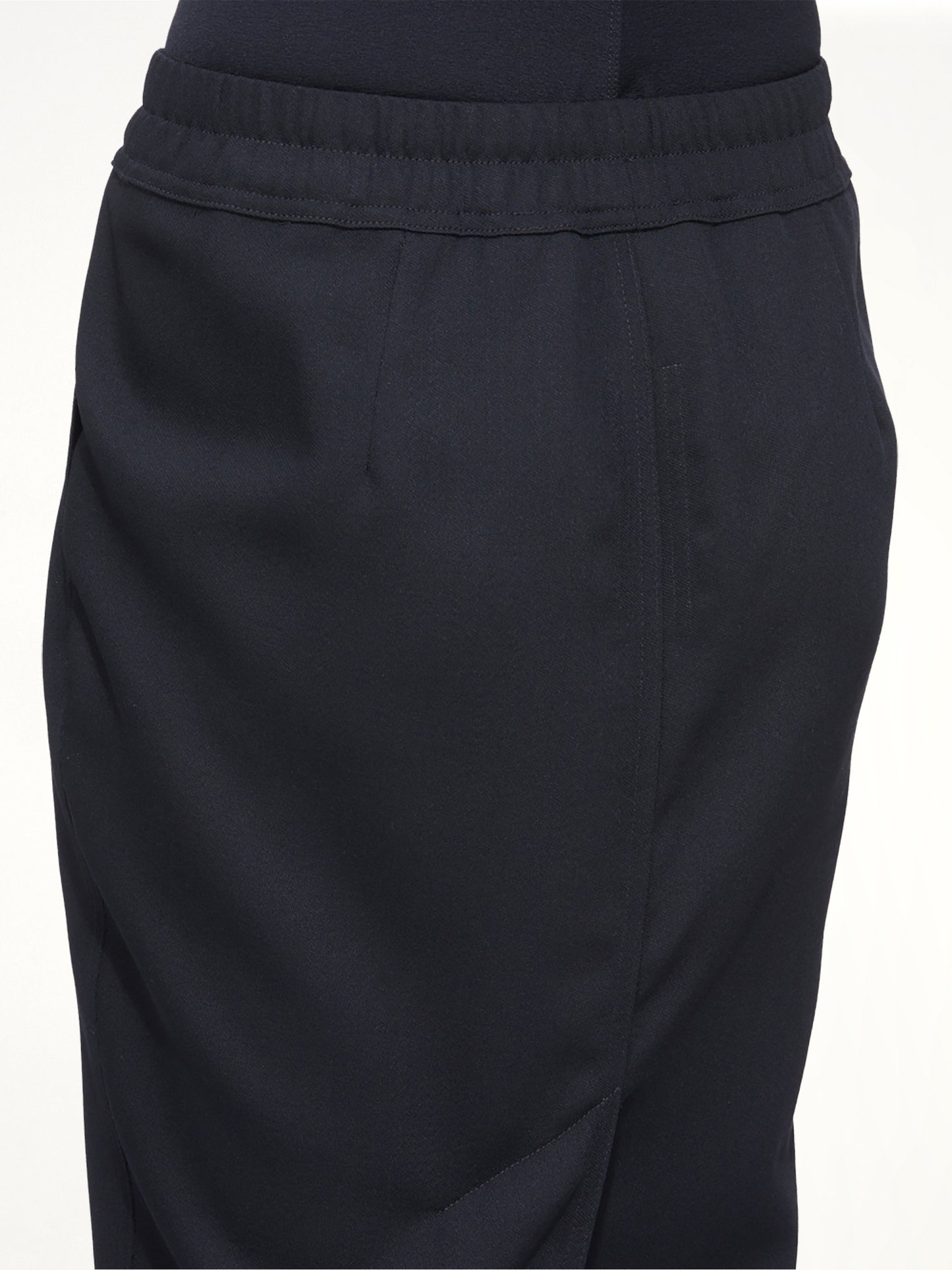 Zipped Short Pillar in Black