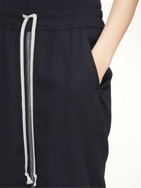 Zipped Short Pillar in Black