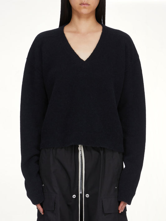 Tommy V Neck in Black