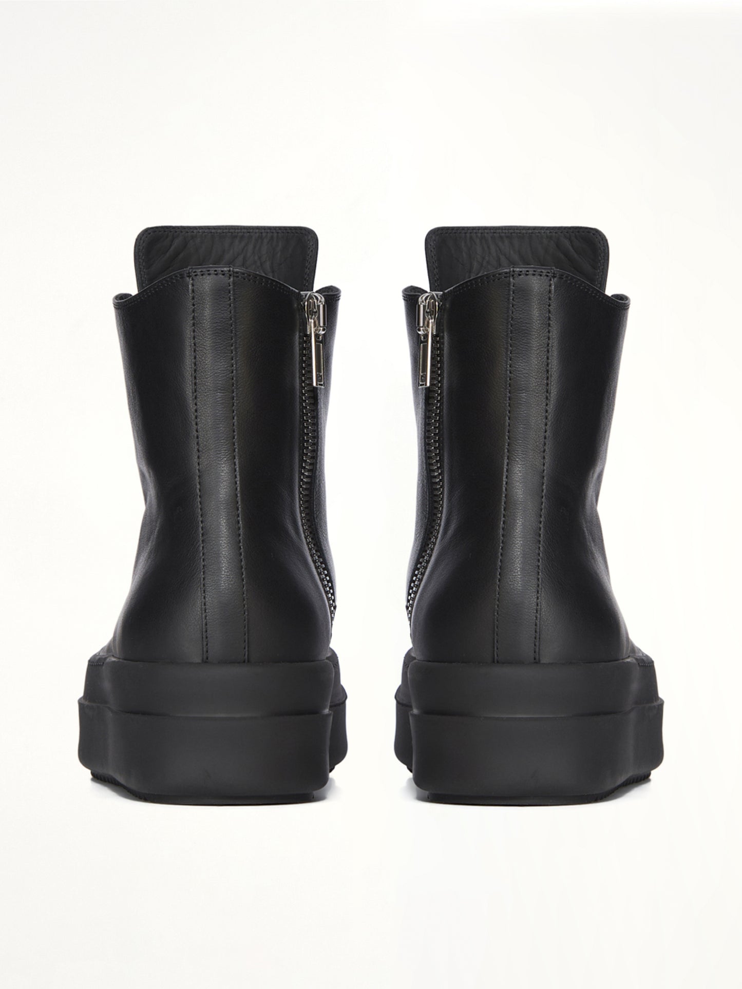 Megabumper Sneaker in Black