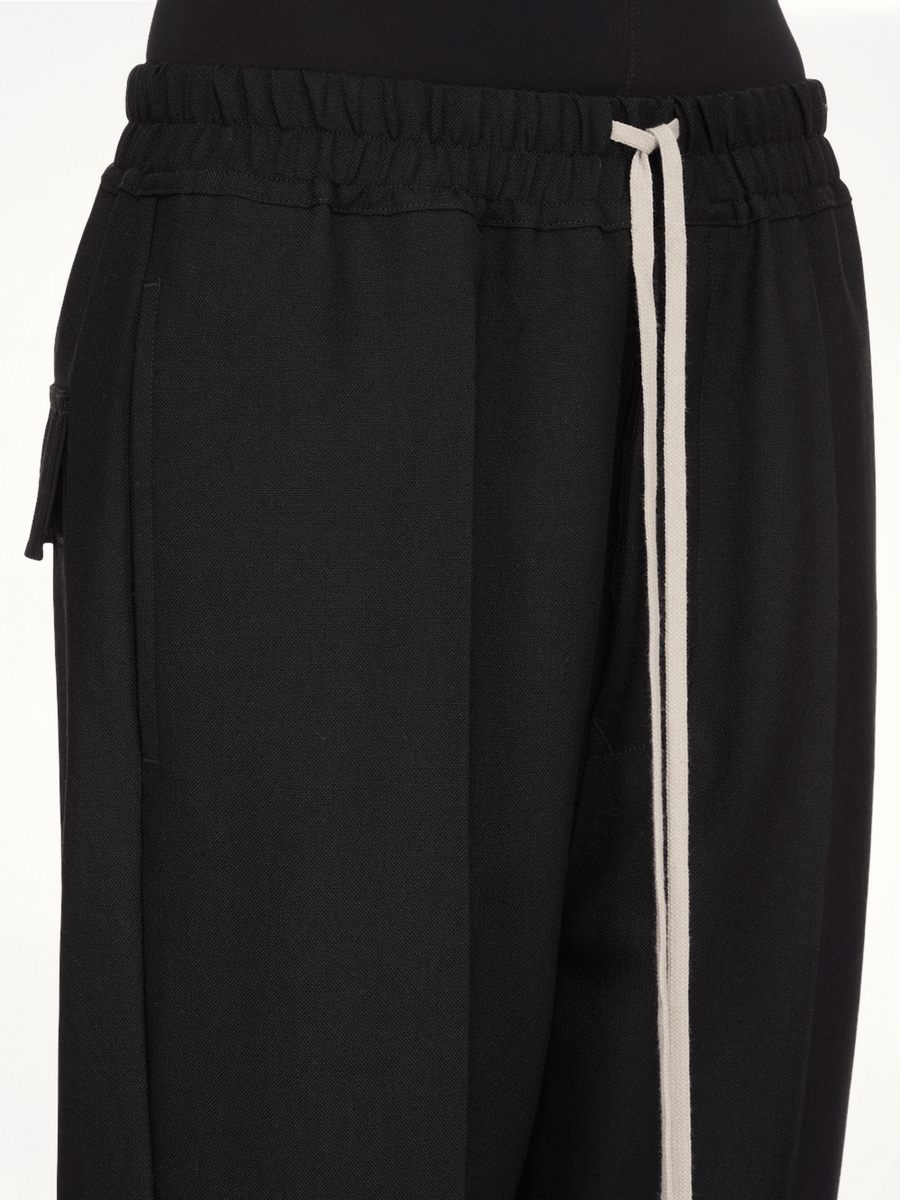 Drawstring Astaires Cropped in Black