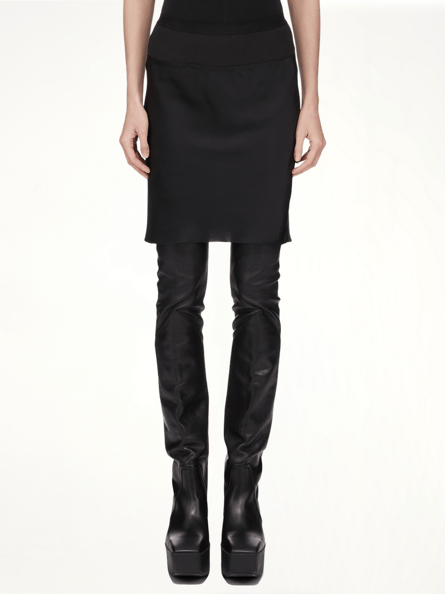 Short Bias Skirt in Black