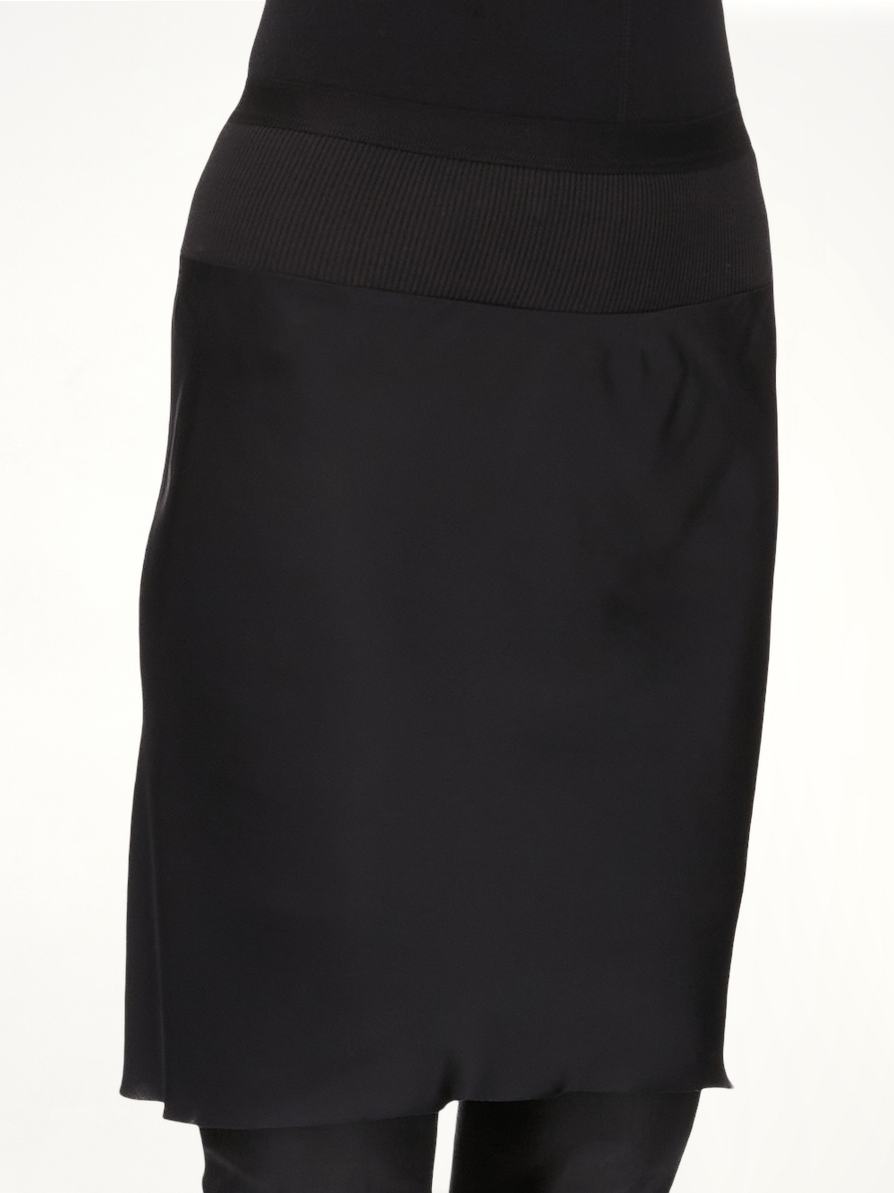 Short Bias Skirt in Black