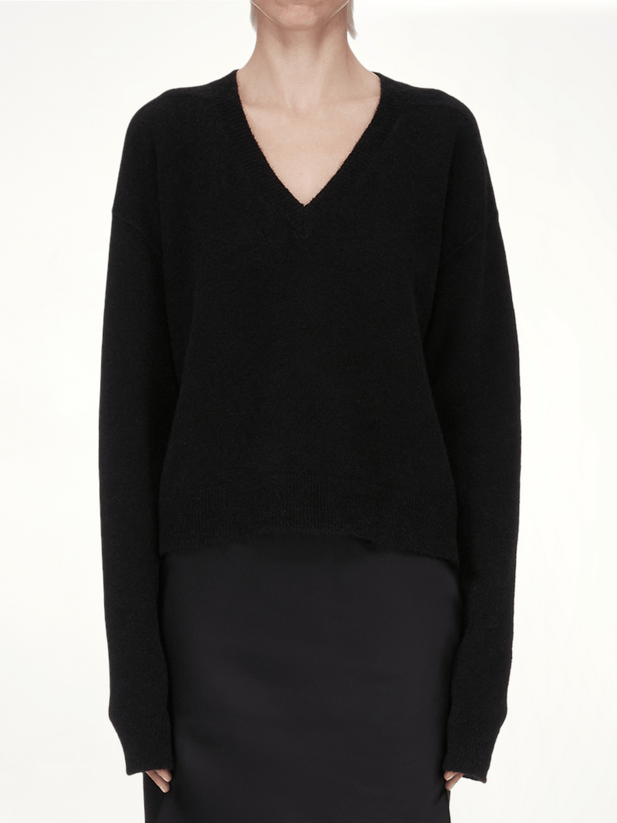 Tommy V Neck Sweater in Black