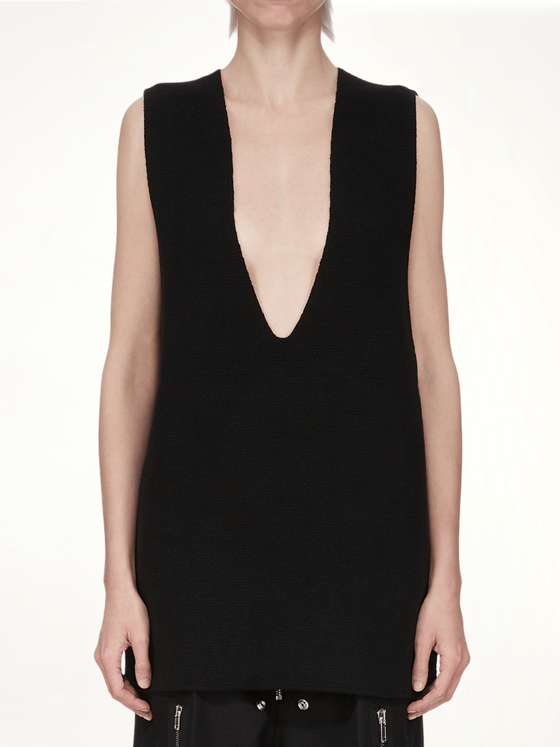 V Tank Sweater in Black