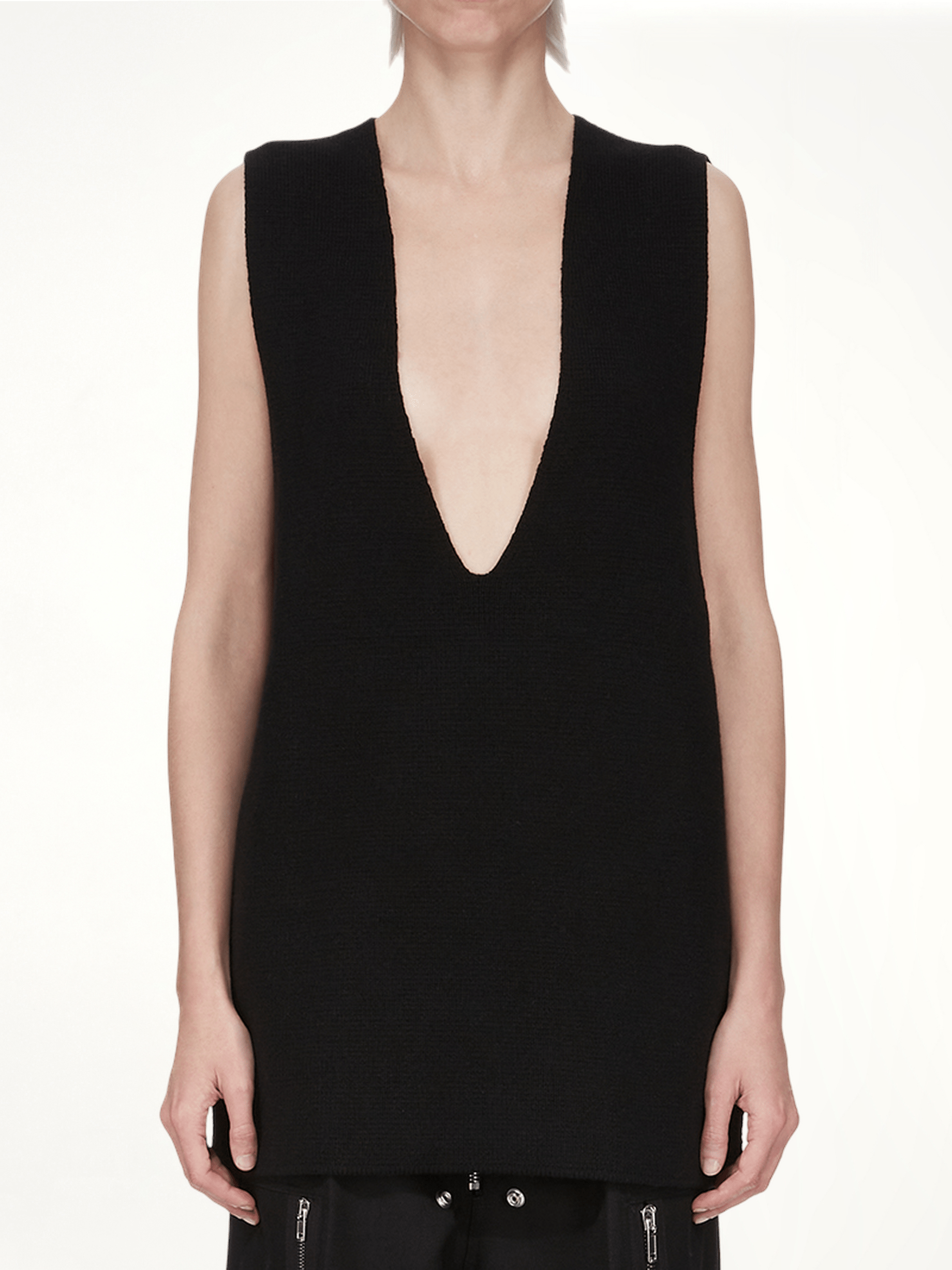 V Tank Sweater in Black