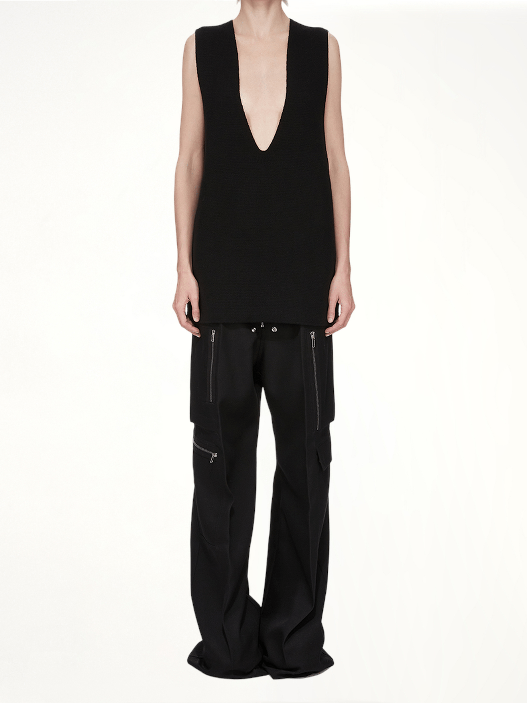 V Tank Sweater in Black
