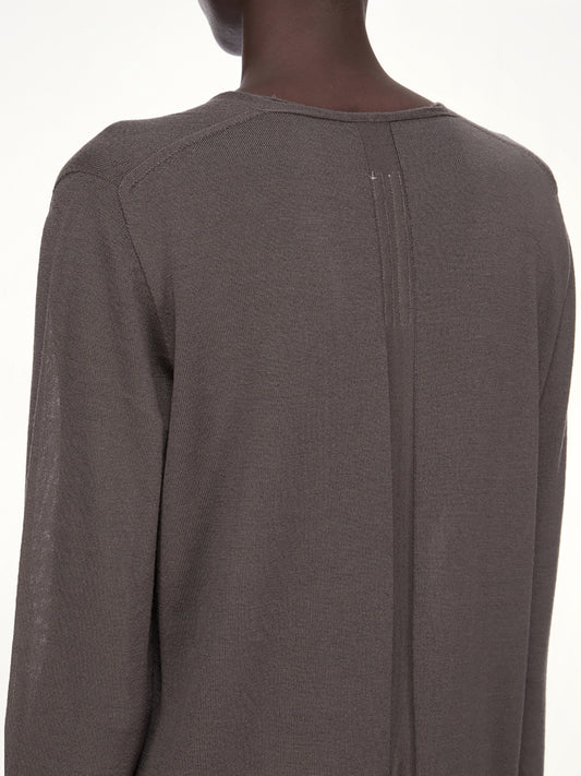 Extreme V Neck Pull in Dark Dust