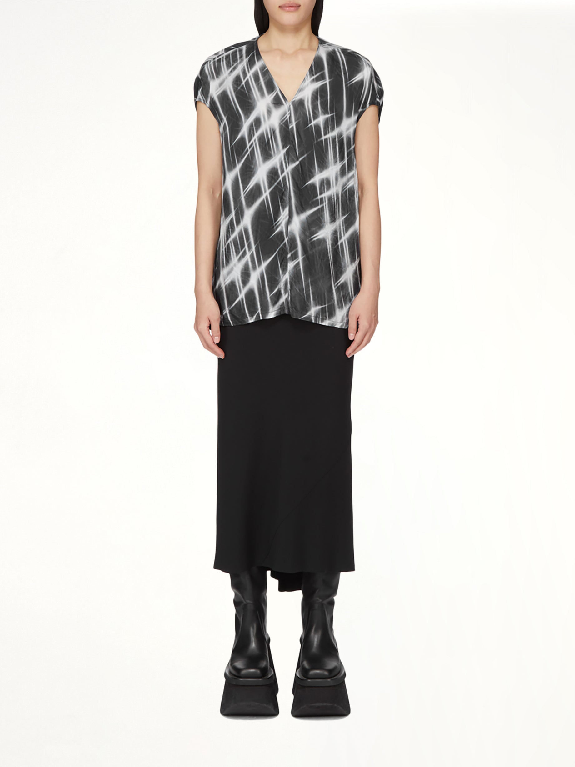 A Line Bias Skirt in Black