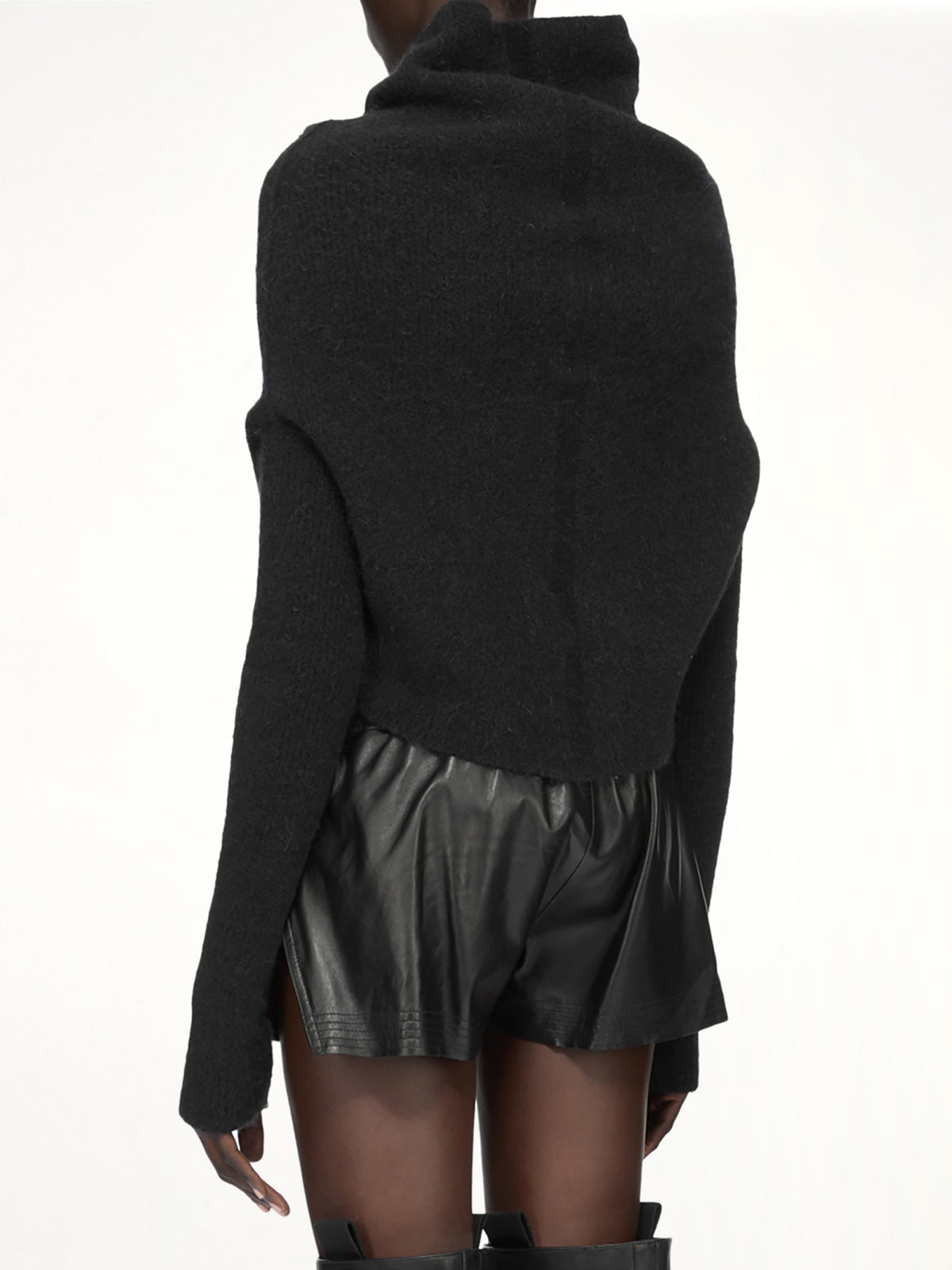 Alpaca Knit LS Cowl in Black