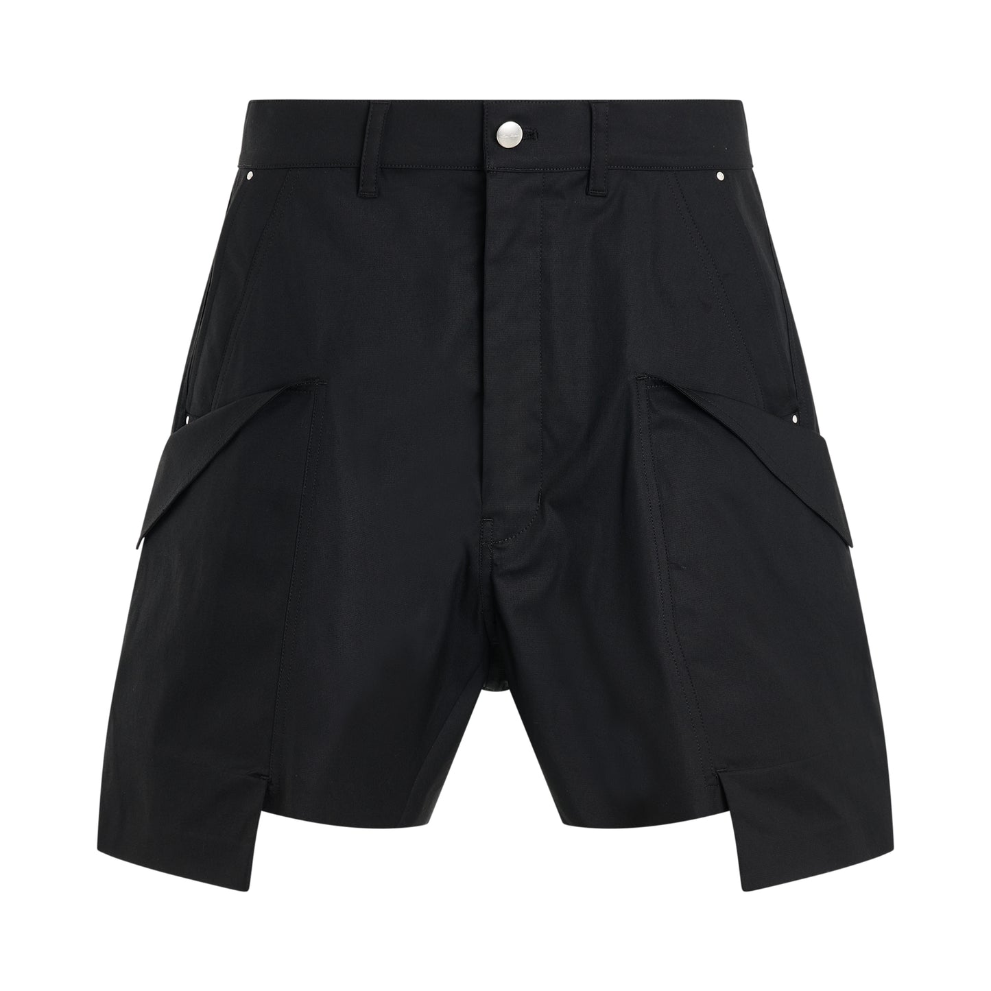 Stefan Cargo Shorts in Black