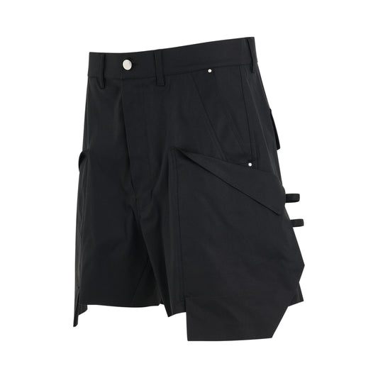 Stefan Cargo Shorts in Black