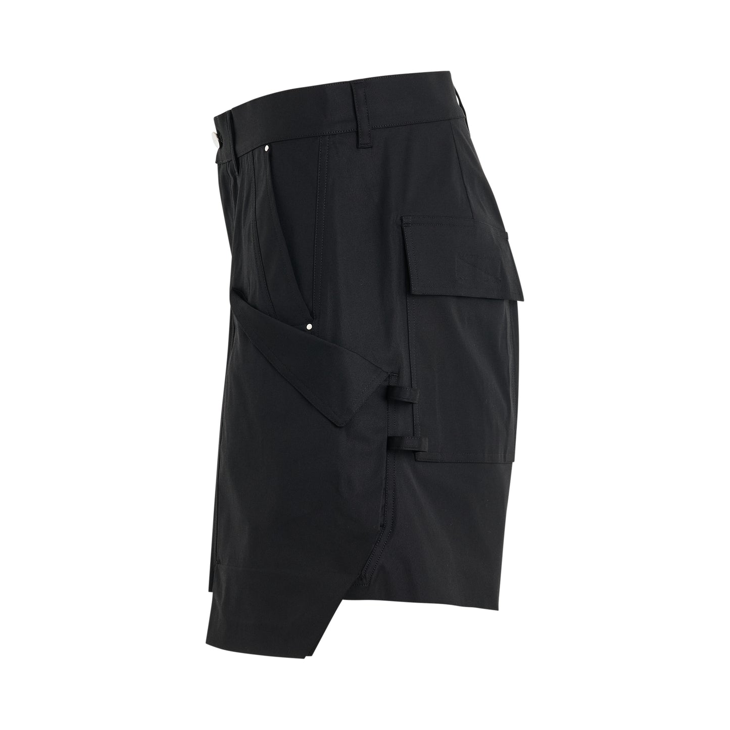 Stefan Cargo Shorts in Black