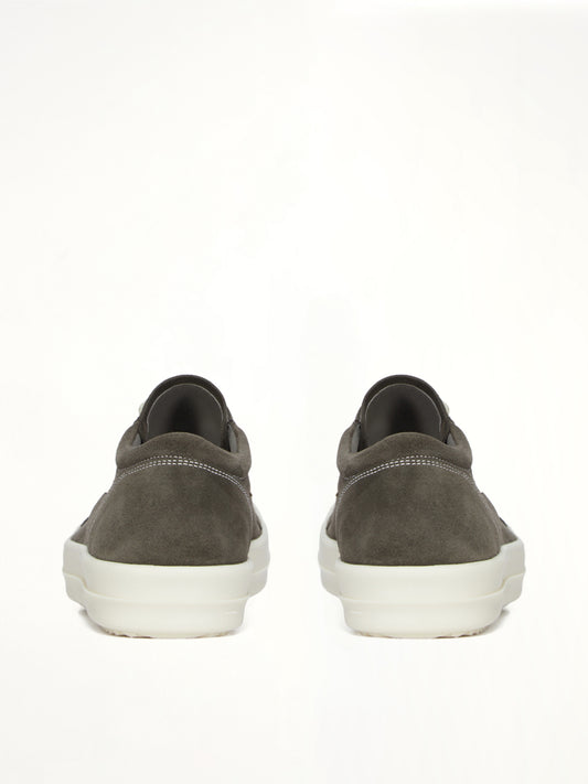 Vintage Sneaks in Euca/Milk