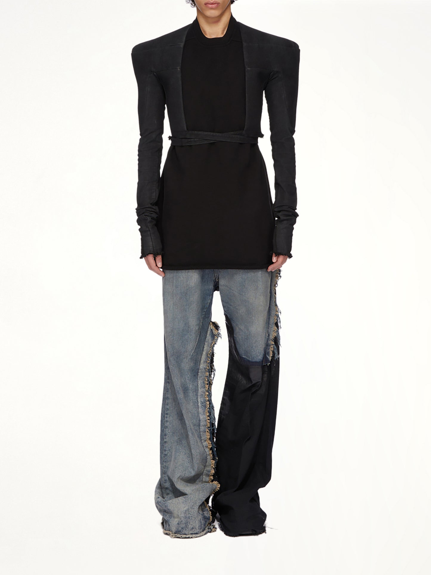 Tight Jacket in Black