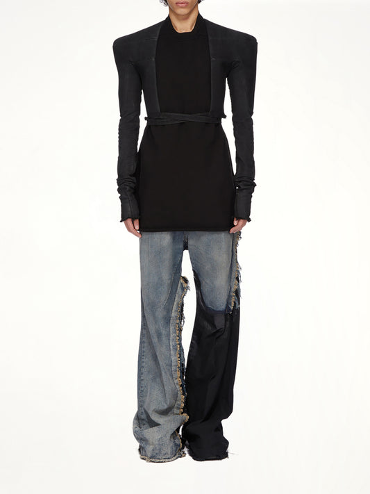 Tight Jacket in Black