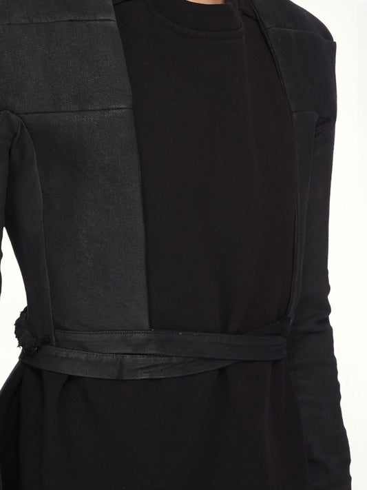 Tight Jacket in Black