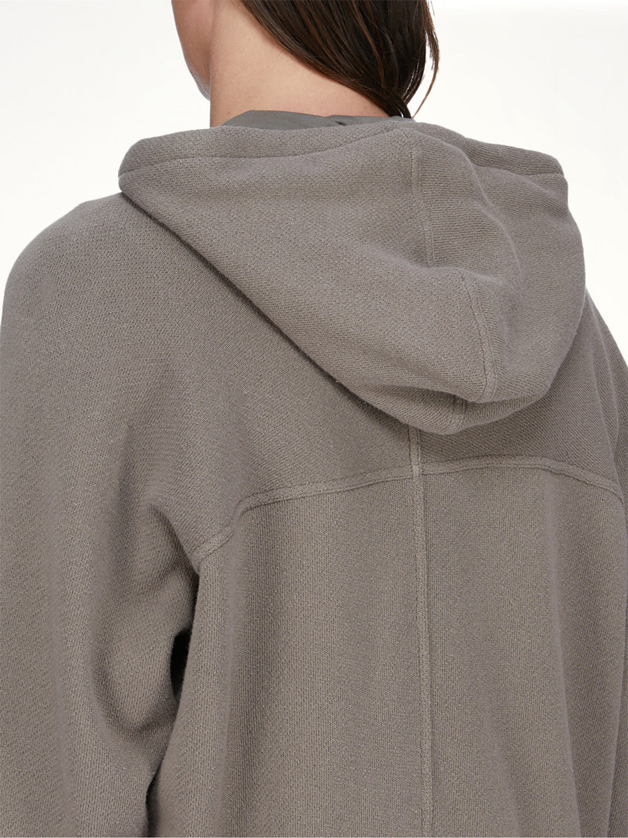 Windbreaker in Dust