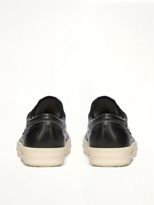 Vintage Lamb Sneaks in Black/Milk
