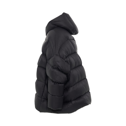 Duvet Jumbo Peter Down Jacket in Black