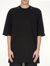 Jumbo SS Rivet T-Shirt in Black