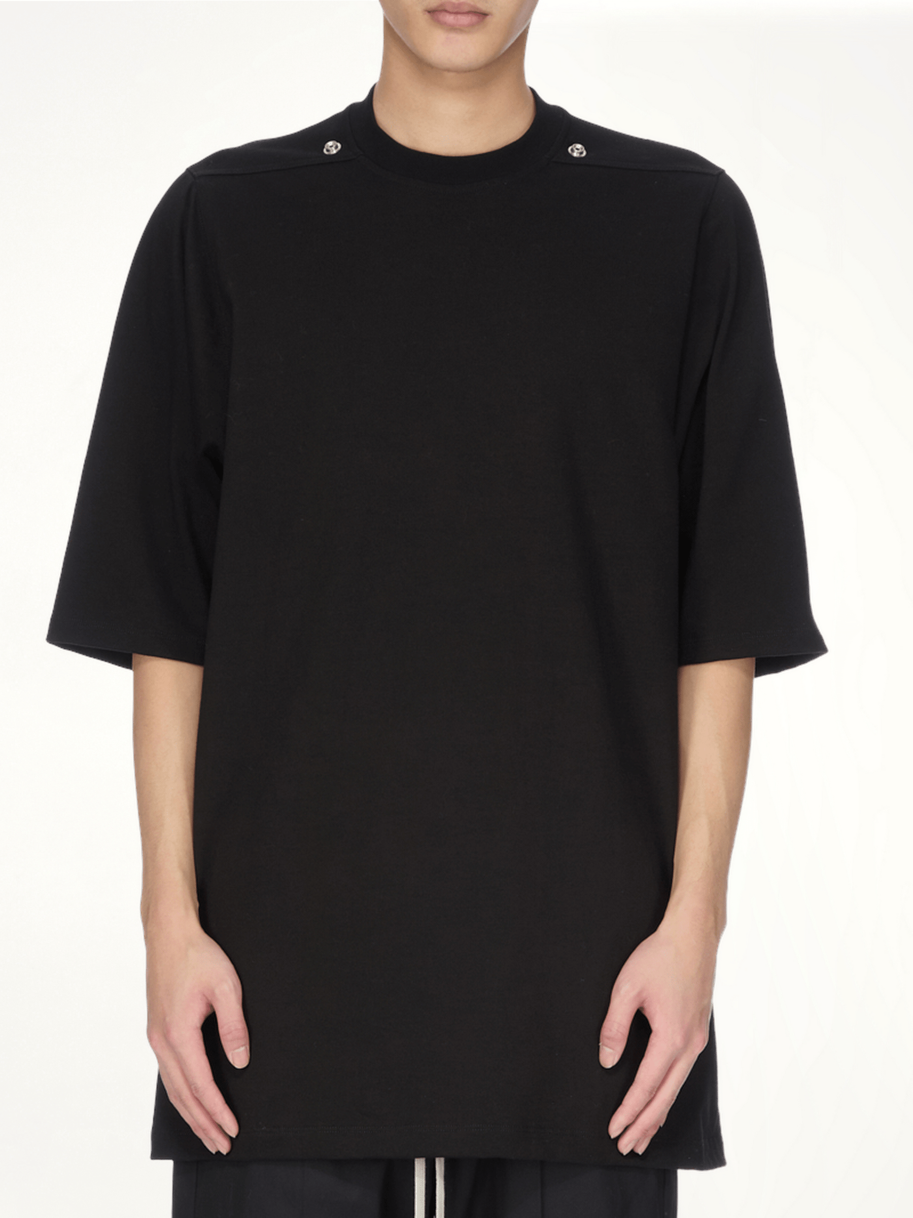 Jumbo SS Rivet T-Shirt in Black