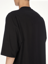 Jumbo SS Rivet T-Shirt in Black