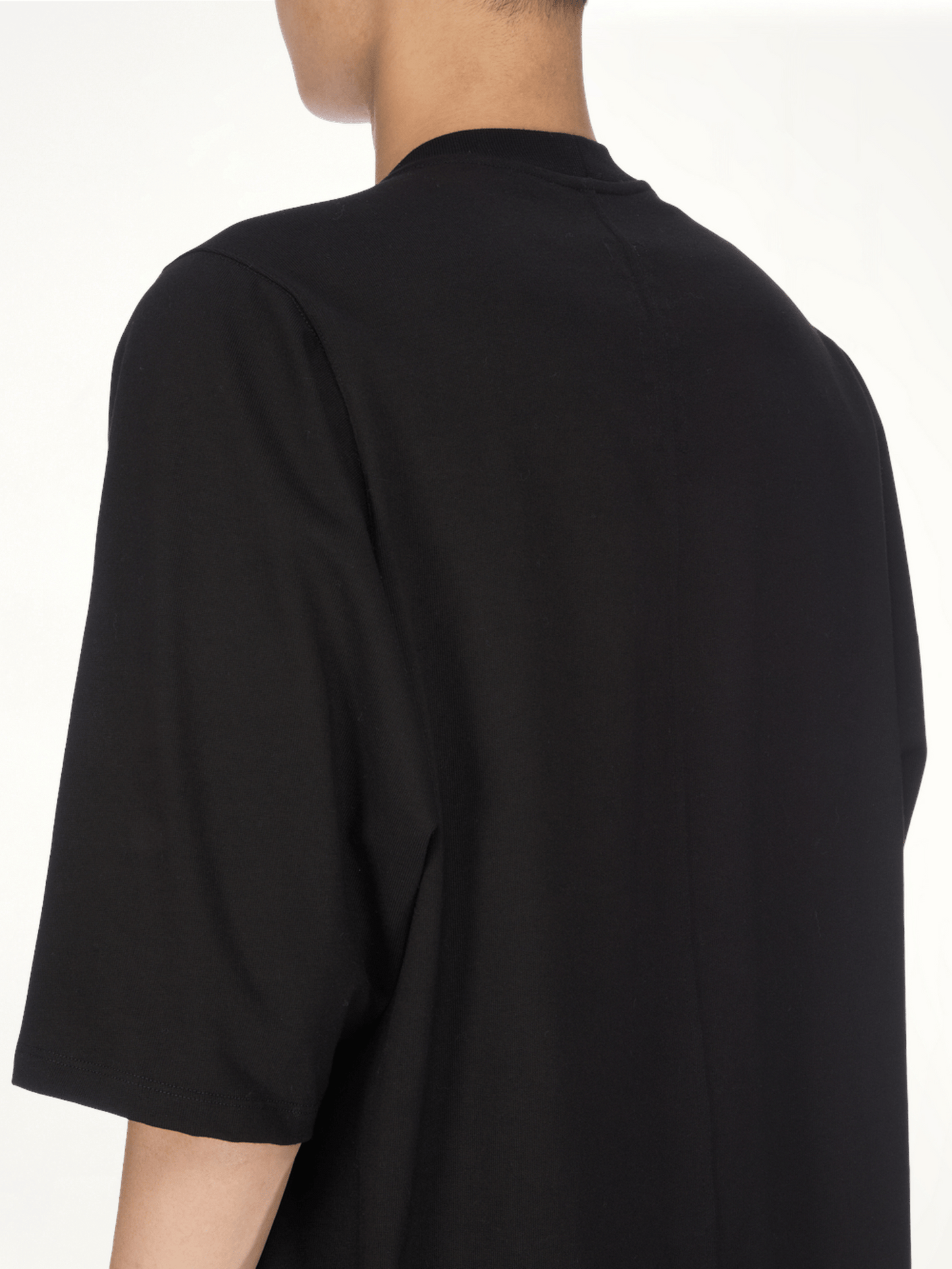 Jumbo SS Rivet T-Shirt in Black