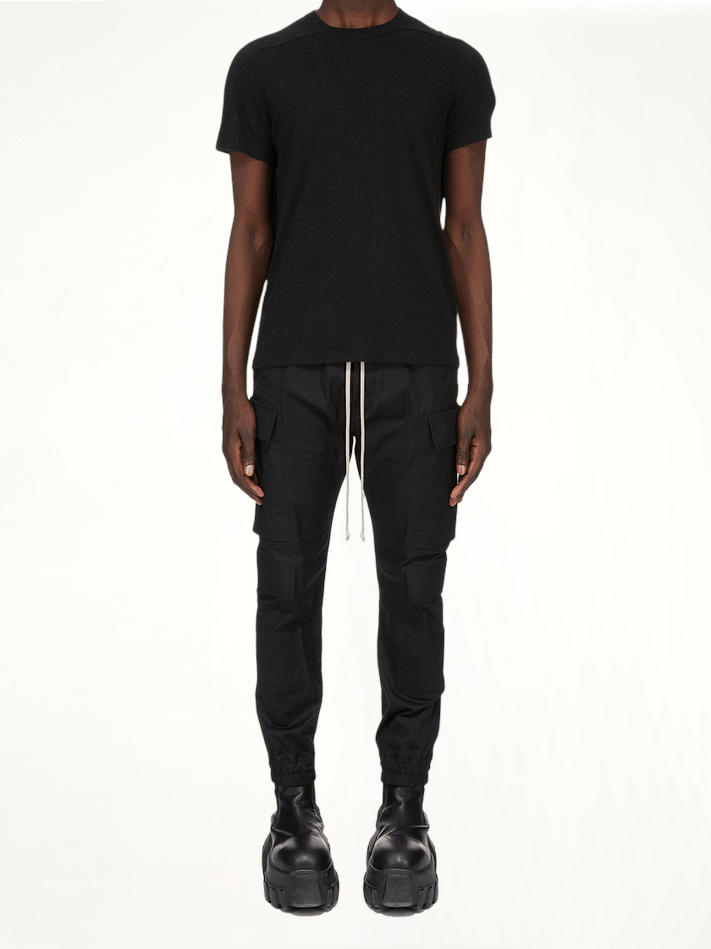 Mastodon Megacargo in Black