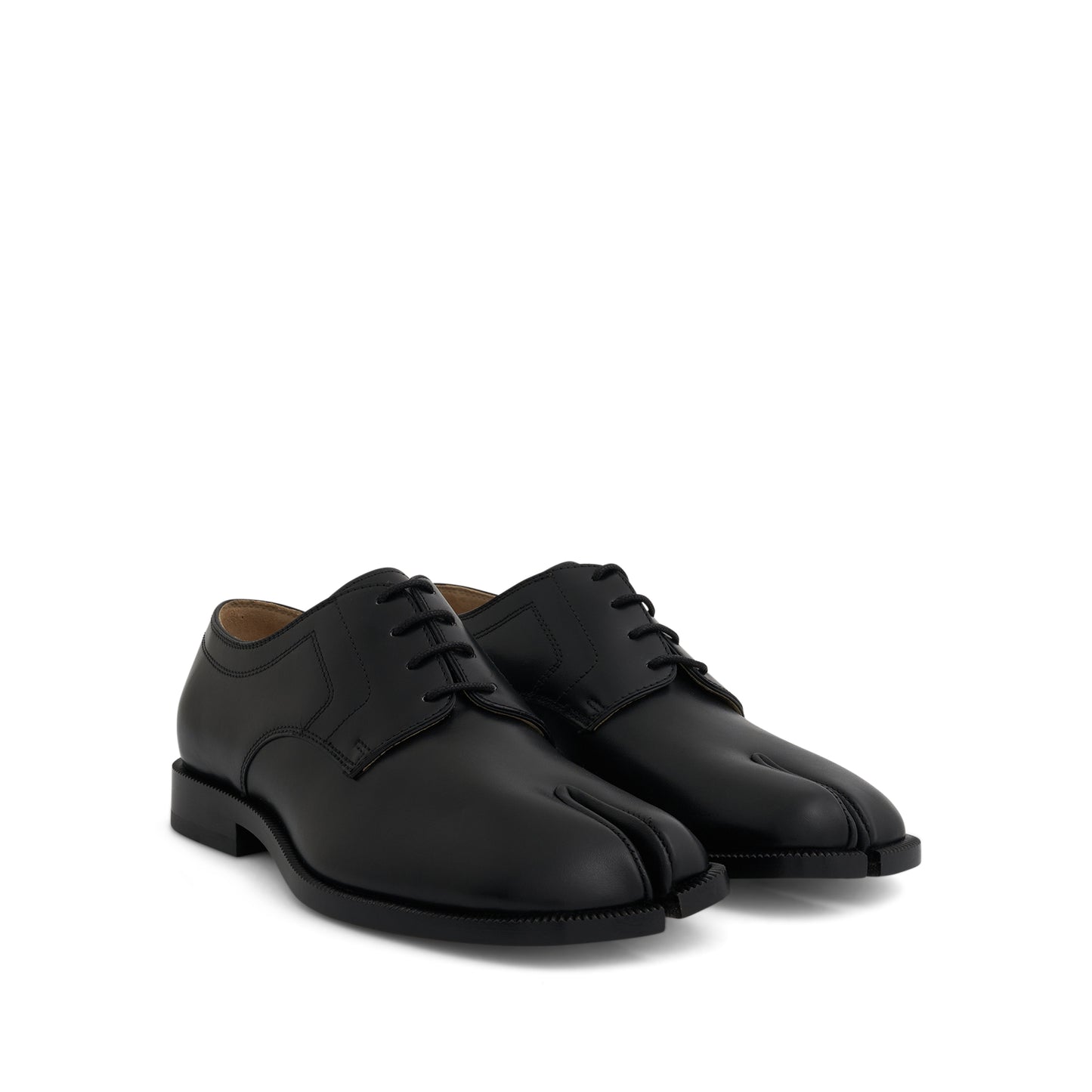Tabi Lace-ups Shoes in Black