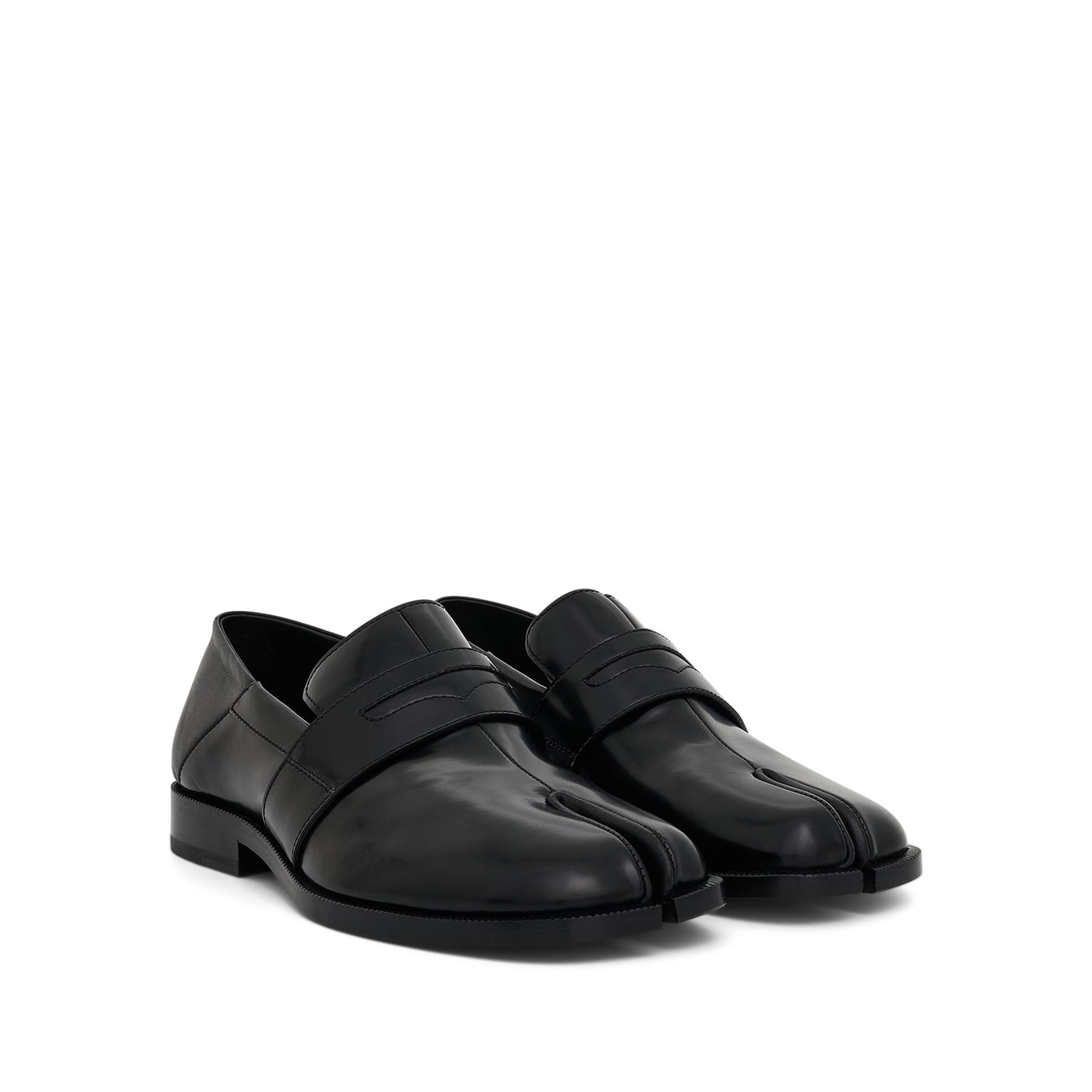Tabi Loafers in Black