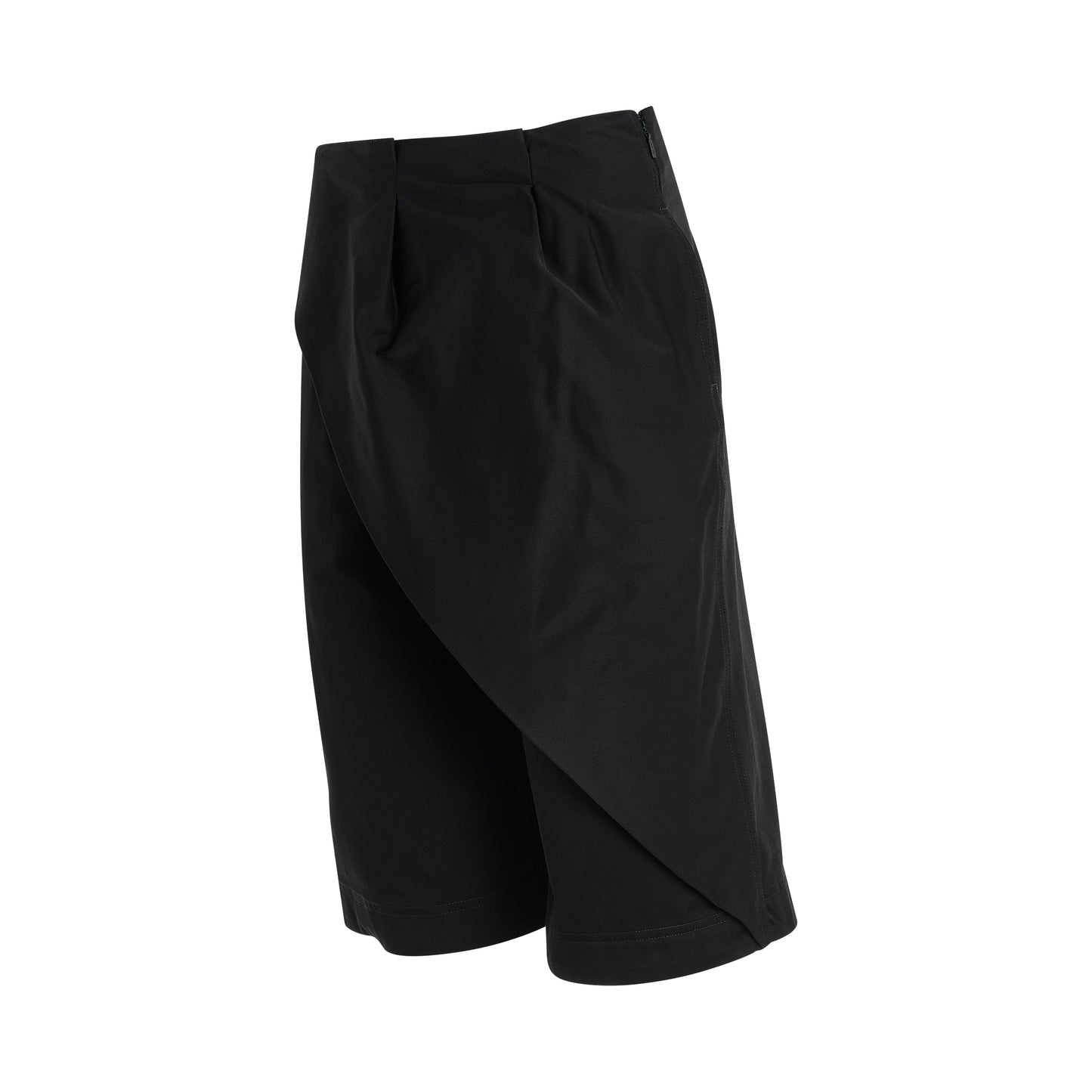 Pleated Shorts in Black