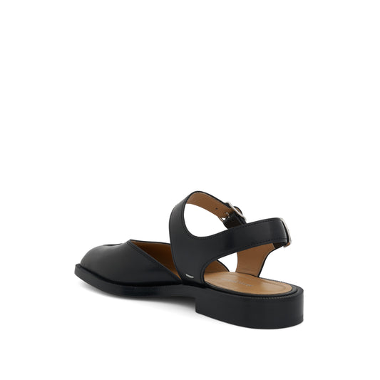 Tabi Strap Sandals in Black