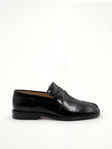 Tabi Loafers in Black