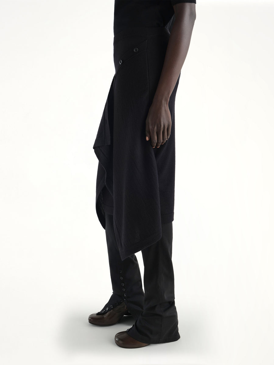 Buttoned Skirt in Black