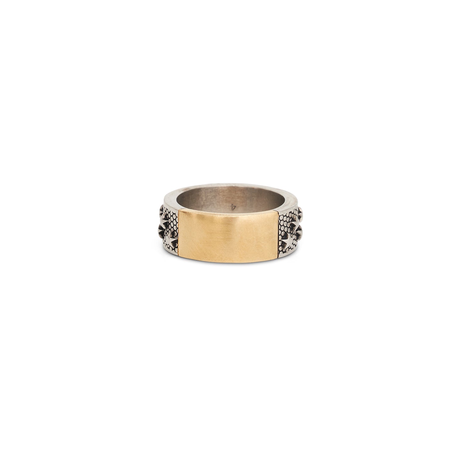 Metal Star Embossed Ring in Yellow Gold/Silver