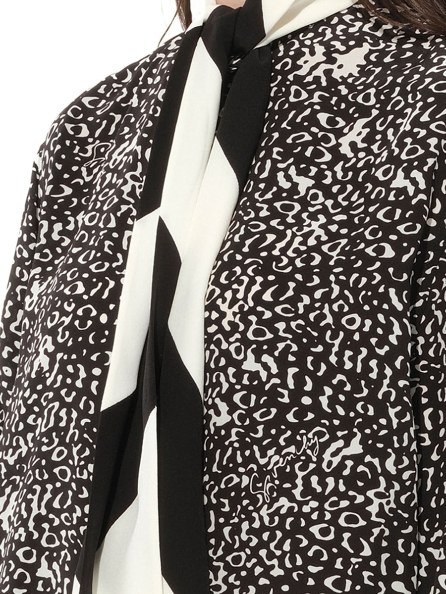 Shirt With Scarf in Black